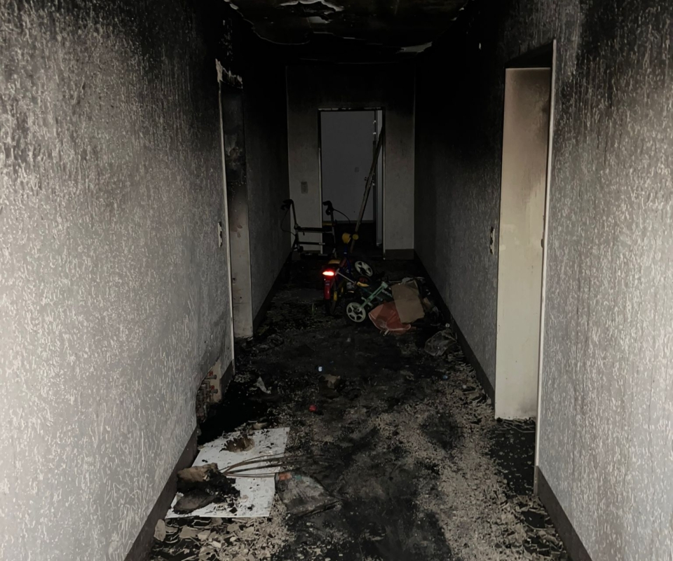 20231024_brand_flur_4.etage
